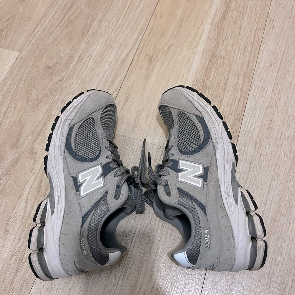 New Balance Gray 2002R